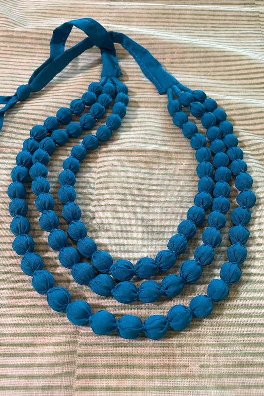 BLUE 3-LAYERED NECK-PIECE