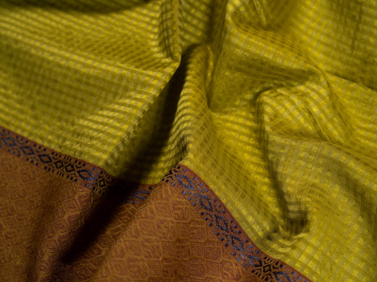 YELLOWISH GREEN MAROON CHECK MAHESHWARI HANDLOOM SARI