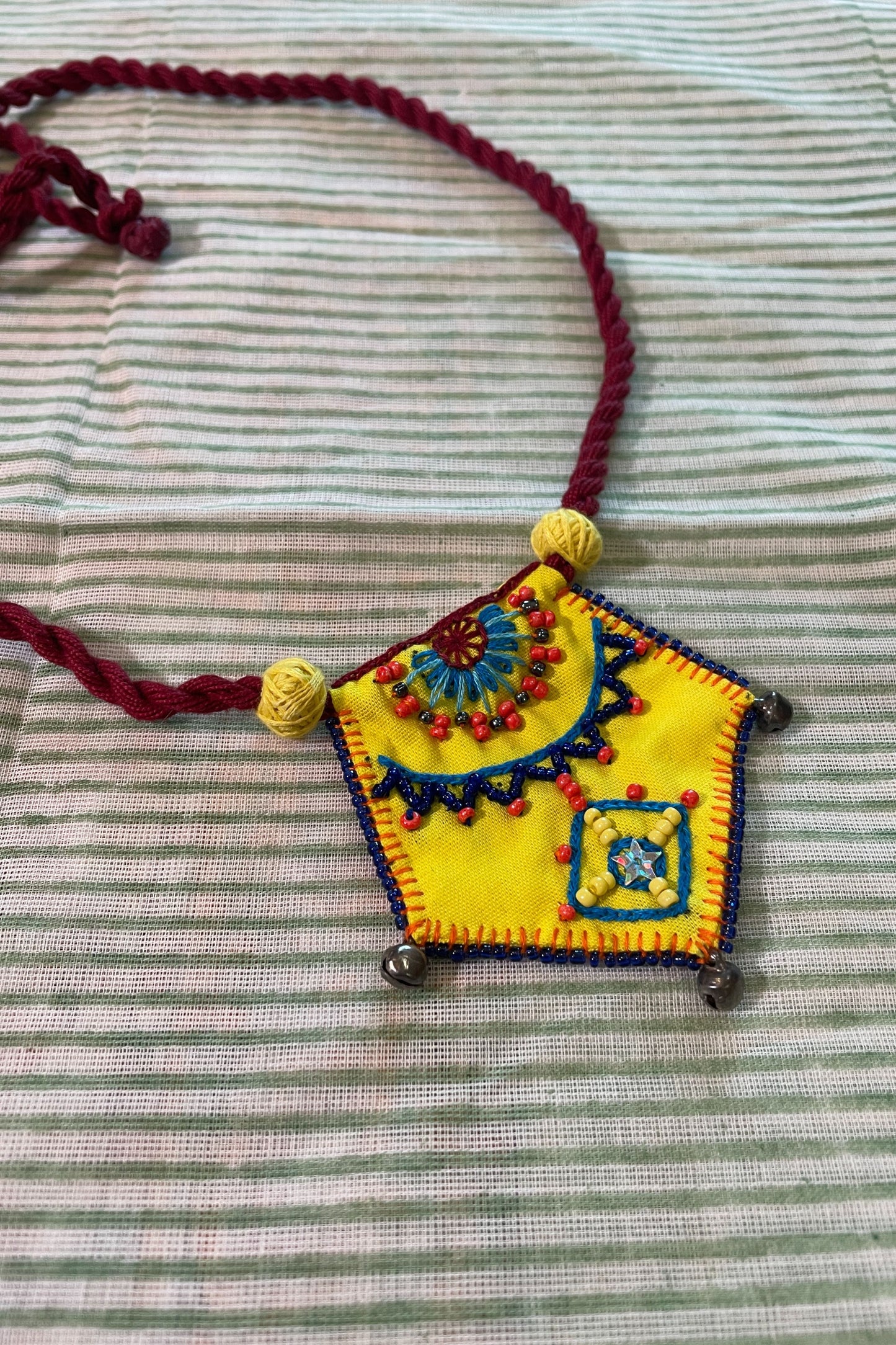YELLOW FABRIC HAND EMBROIDERED NECK-PIECE