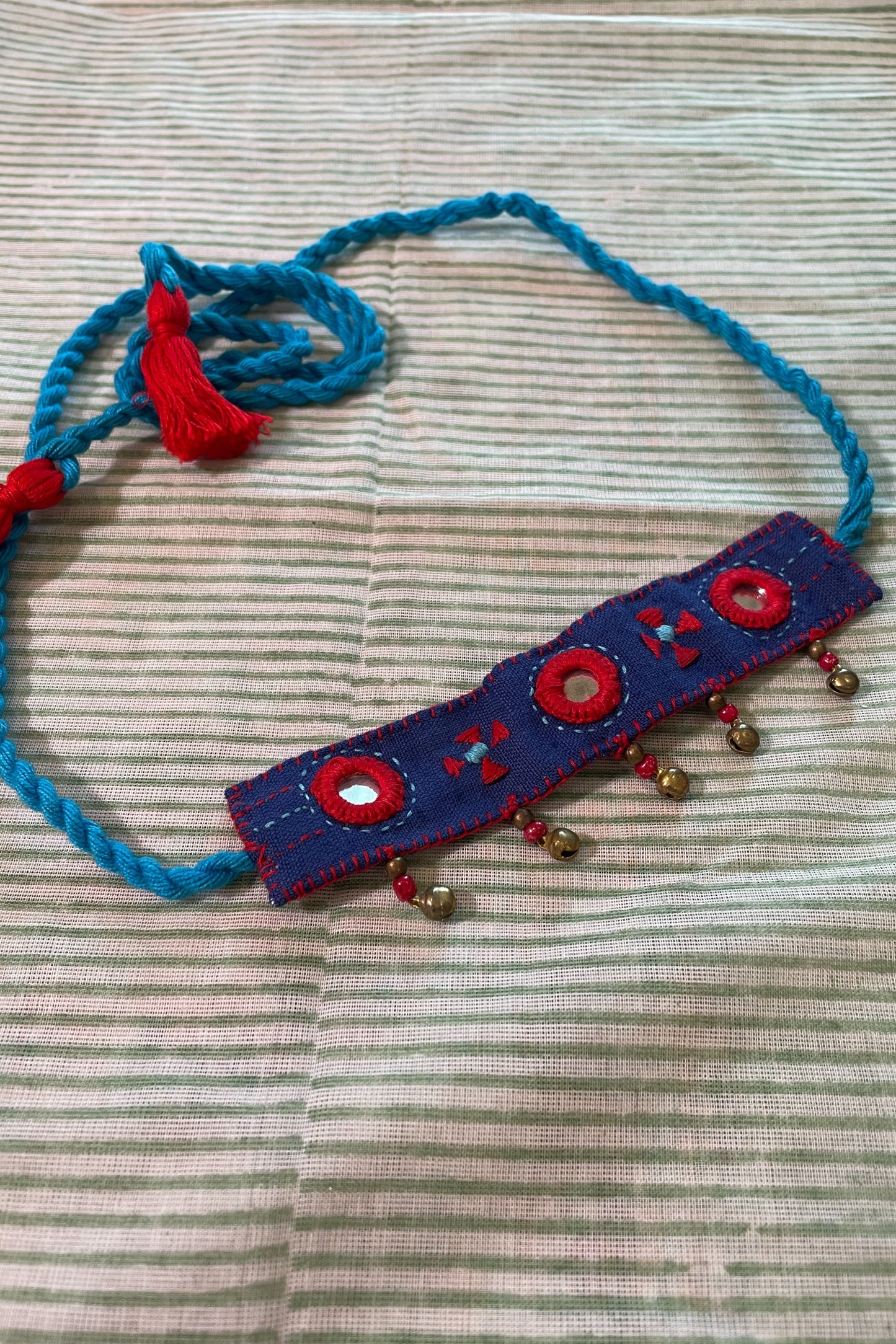 BLUE RED FABRIC HAND EMBROIDERED CHOKER