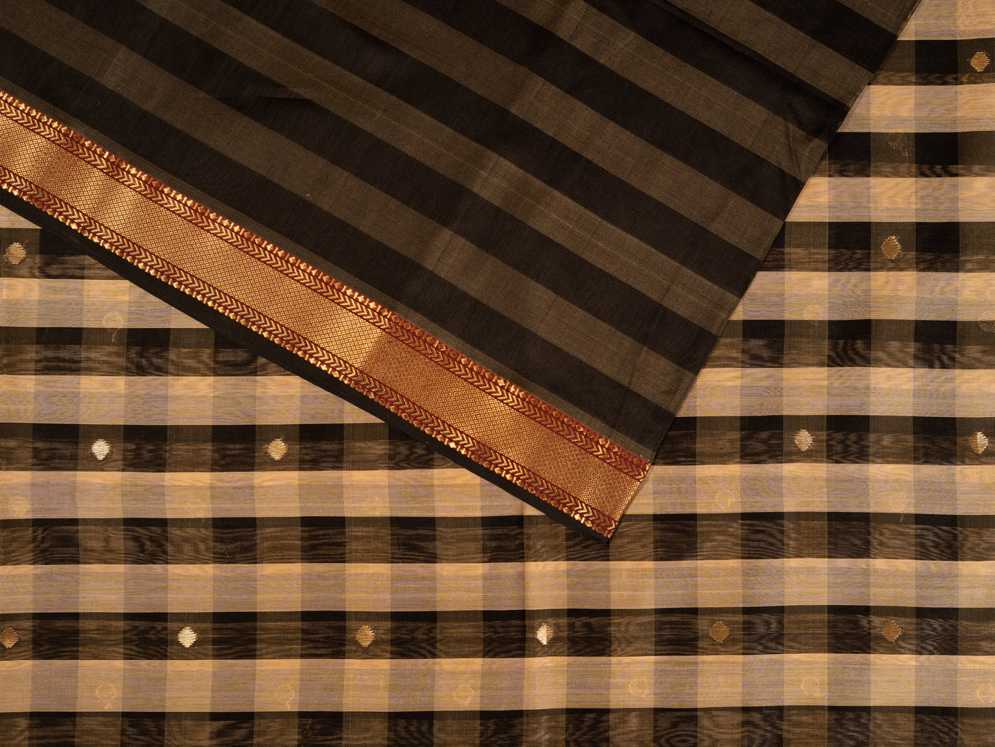 BLACK & RED CHECK MAHESHWARI HANDLOOM SARI