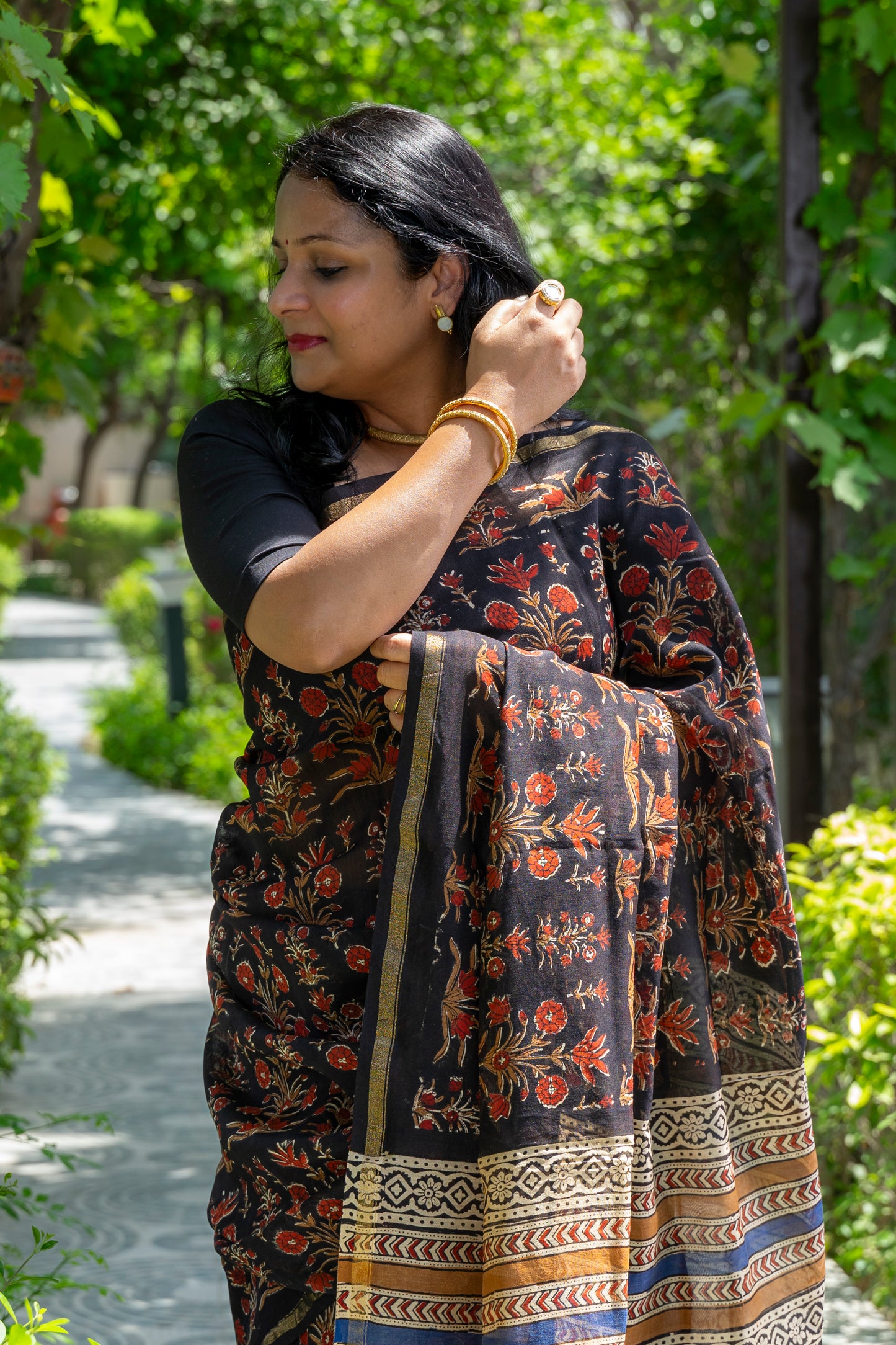 BLACK FLORAL BLOCK PRINT CHANDERI SARI