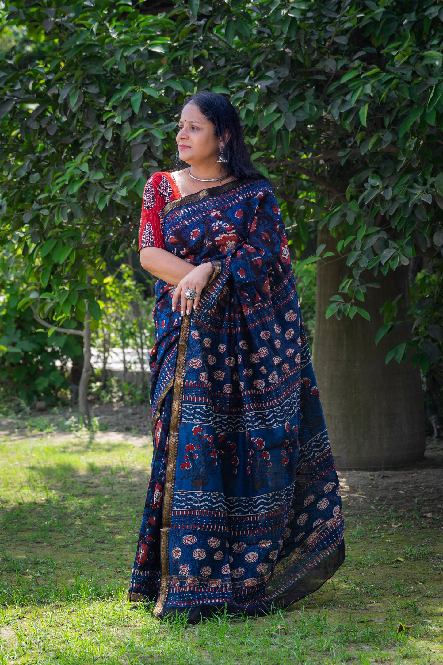 RED INDIGO BLOCK PRINT MAHESHWARI SILK COTTON SARI