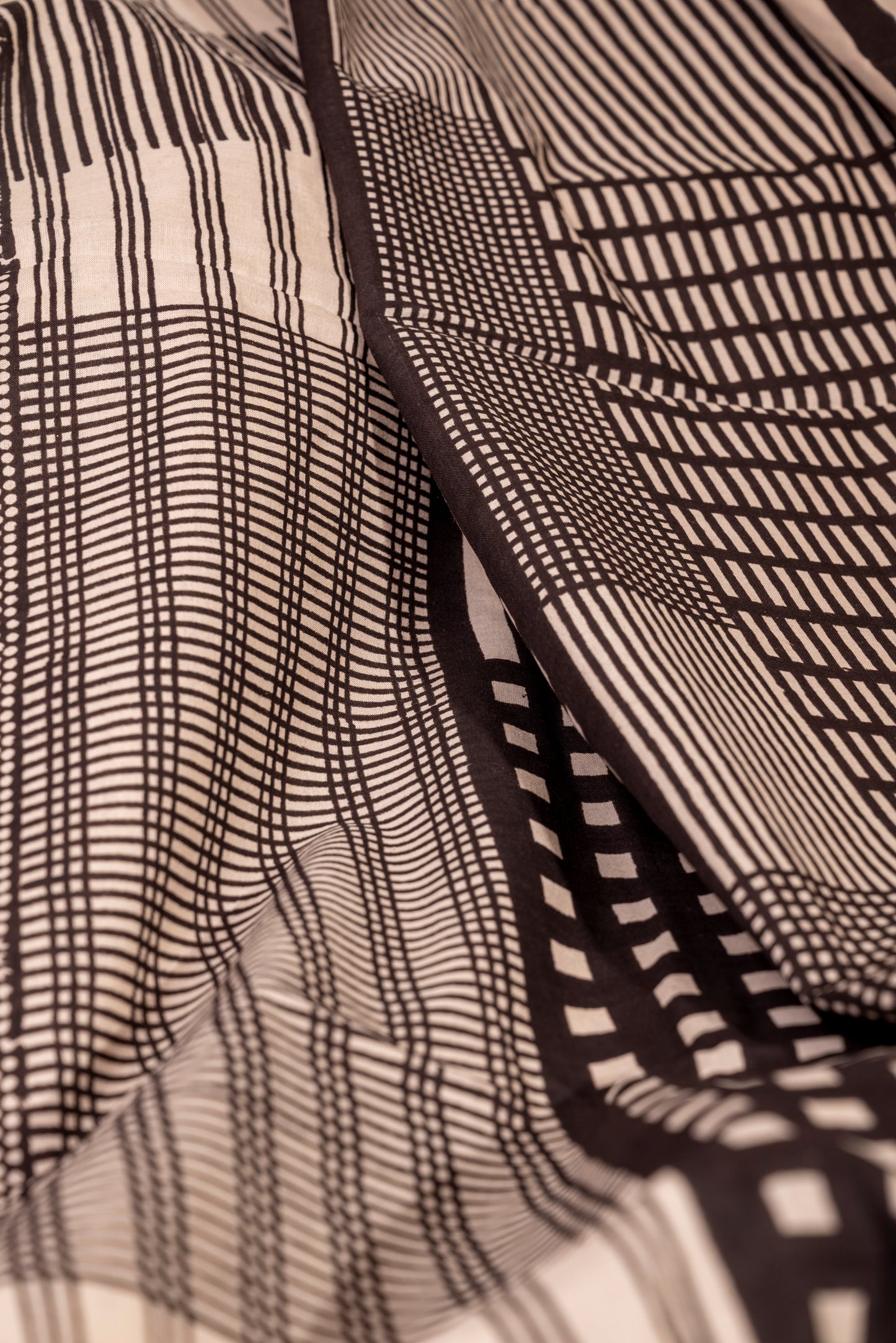 BLACK WHITE STRIPE BLOCK PRINT COTTON SARI