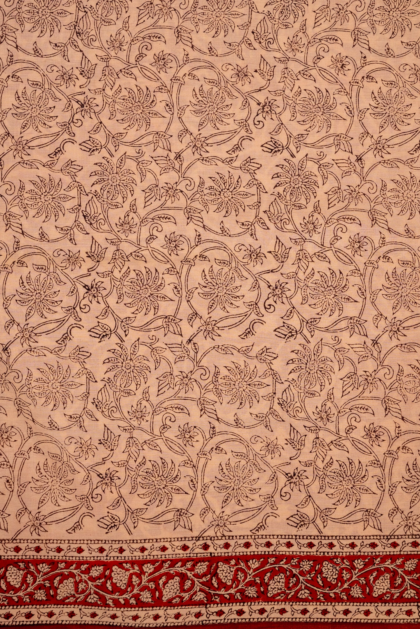 RED-OFF WHITE ZIG-ZAG BLOCK PRINT COTTON SARI