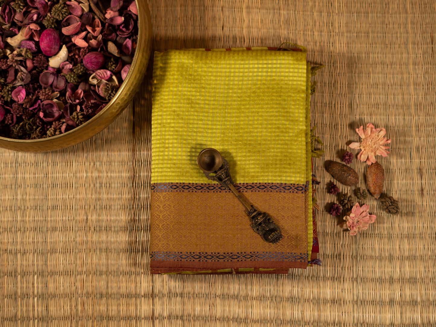 YELLOWISH GREEN MAROON CHECK MAHESHWARI HANDLOOM SARI