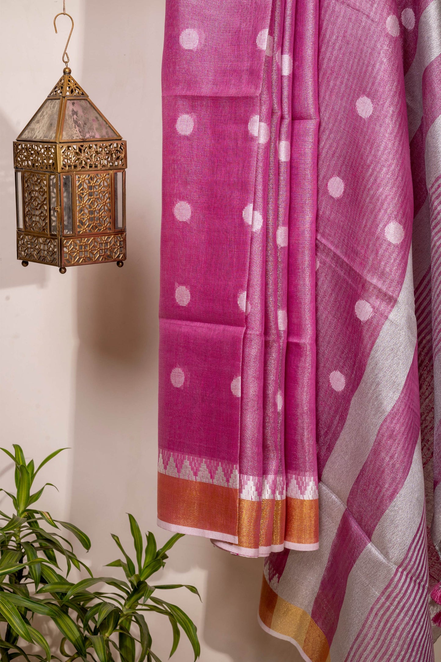 PINK SILVER BOOTI TISSUE LINEN SARI