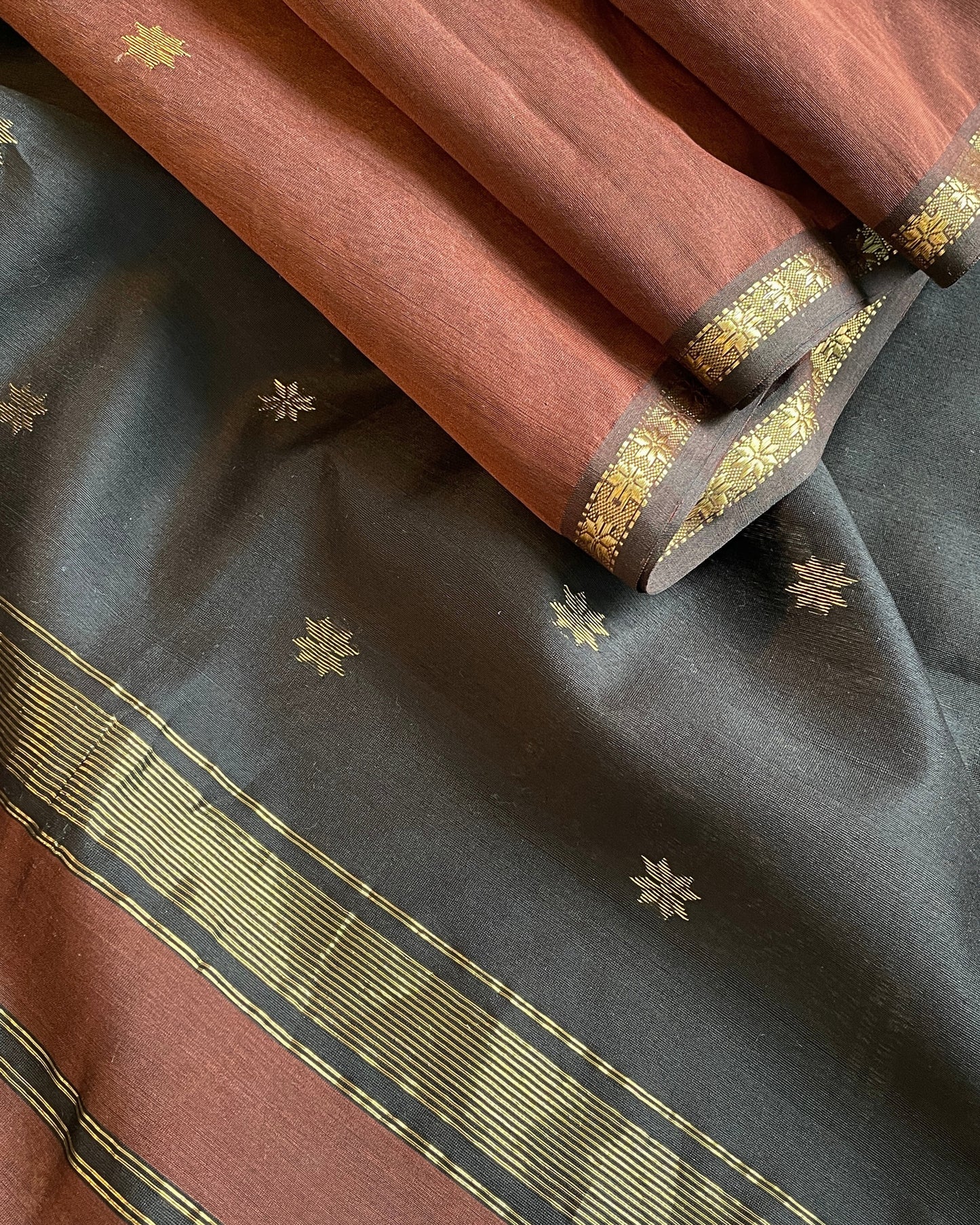BROWN AND BLACK MAHESHWARI HANDLOOM SARI