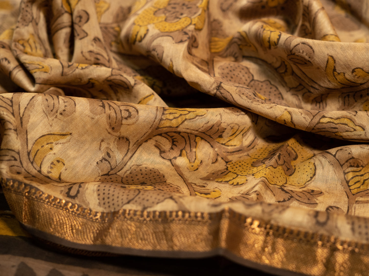CREAMISH BROWN  'VANASPATI' BLOCK PRINT MAHESHWARI SILK COTTON SARI