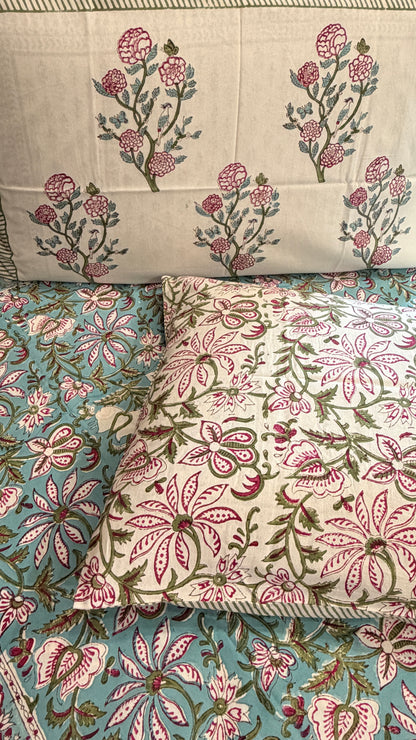 Turquoise Floral Jaal Bedsheet