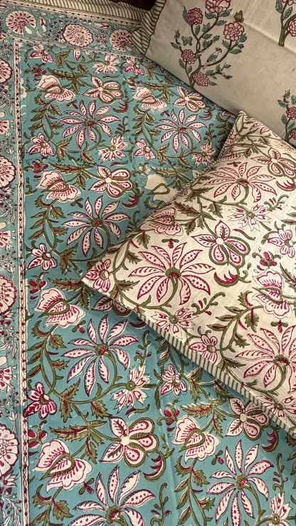 Turquoise Floral Jaal Bedsheet