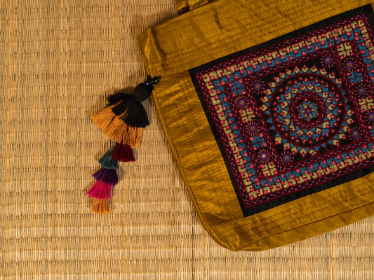 BOHEMIAN BEAUTY (TOTE BAG)