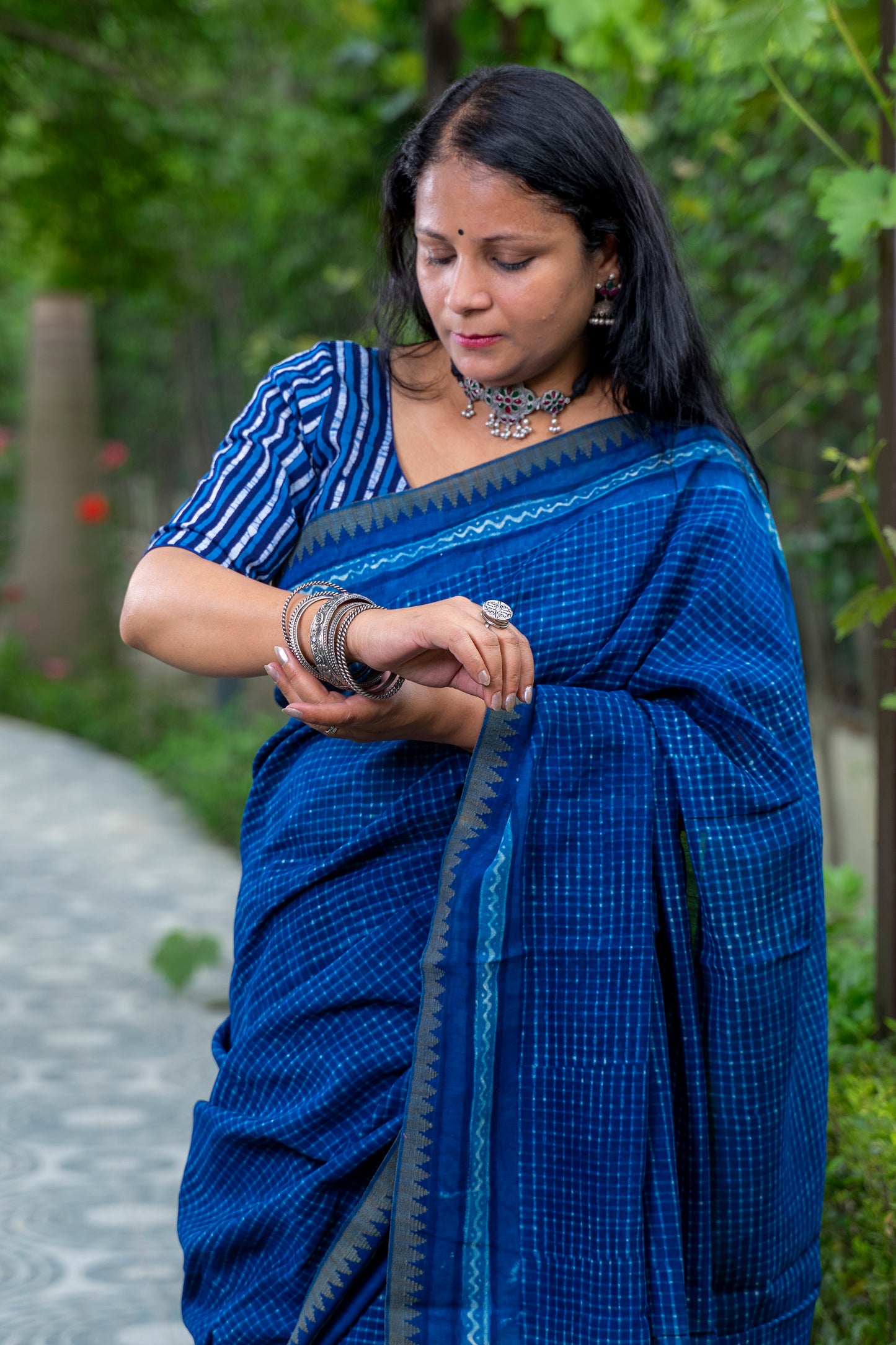 INDIGO WHITE CHECK BLOCK PRINT CHANDERI SARI