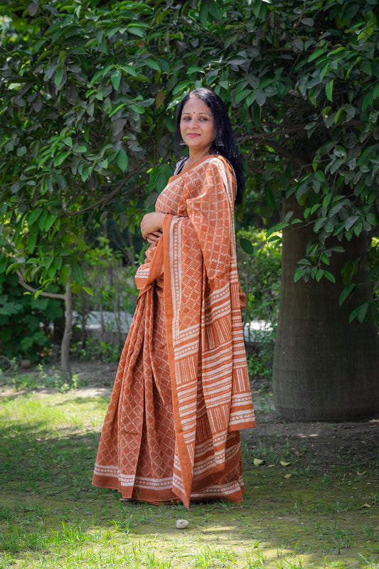APRICOT-CREAM BLOCK PRINT CHANDERI SARI